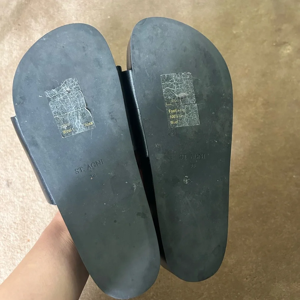 St.Agni black slides with shearling foot bed size 38 - Picture 3 of 4